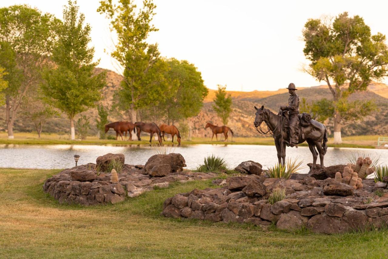 Cibolo Creek Ranch & Resort 마파 외부 사진